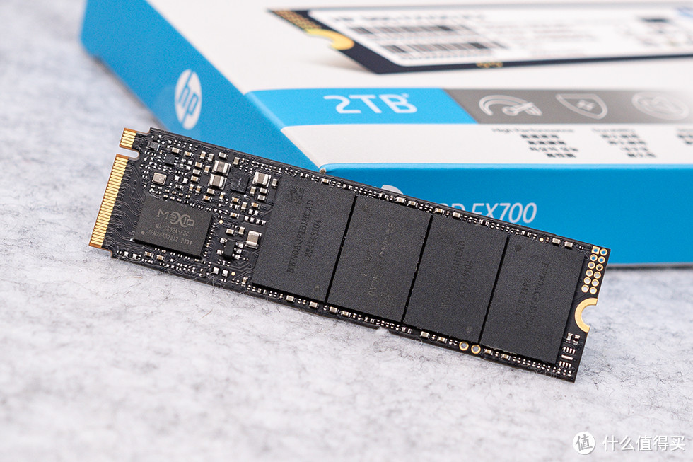 惠普HP SSD FX700 2TB，稳定高效的实用主义之选