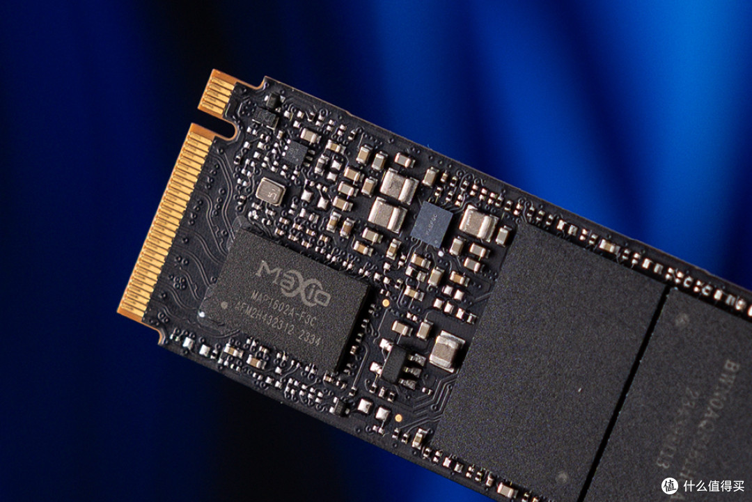 惠普HP SSD FX700 2TB，稳定高效的实用主义之选