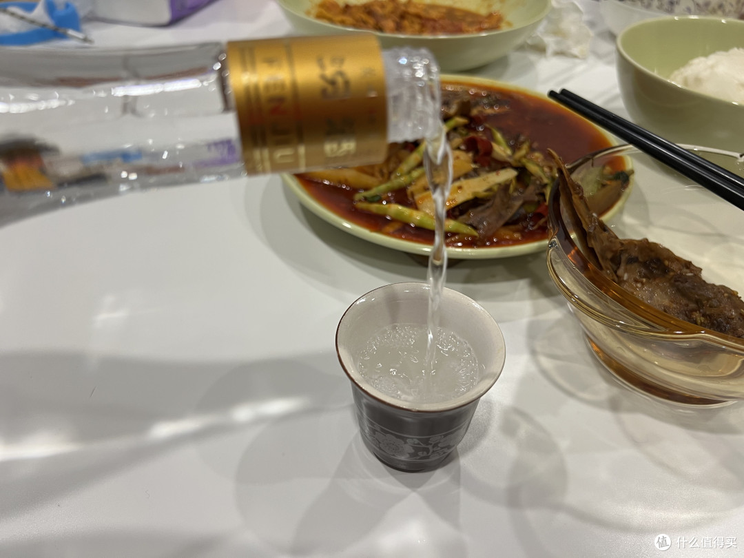 下班后的解忧良方!独爱53°黄盖汾酒(黄盖玻汾)