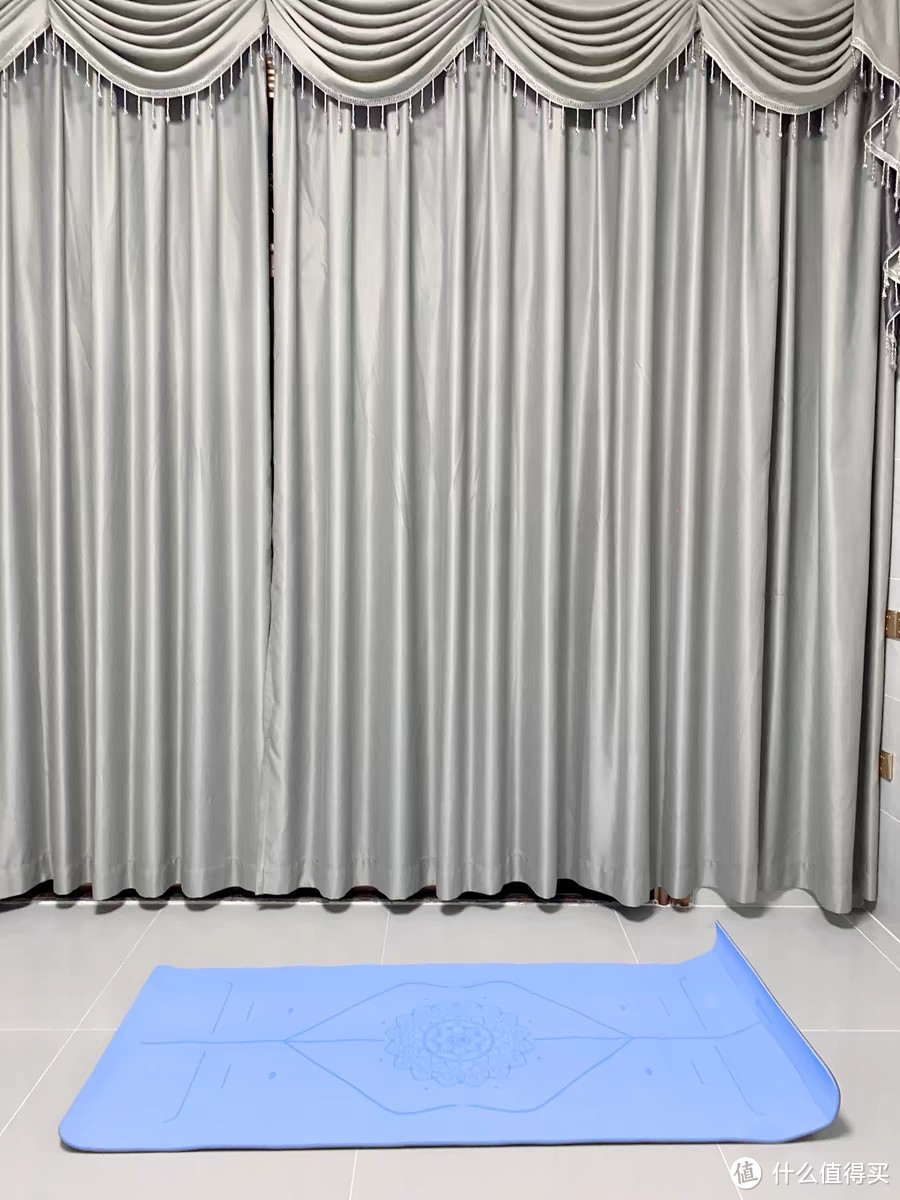 中欧瑜伽垫子女生专用减震隔音防震防滑地垫家用加厚运动瑜珈健身