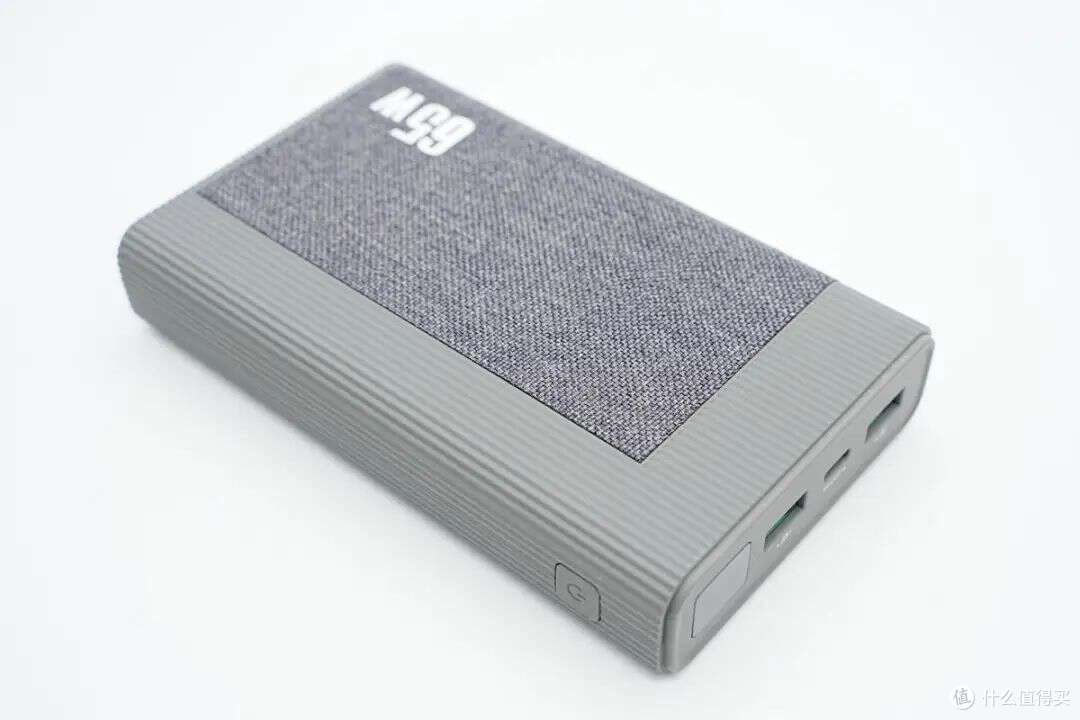大容量小体积:21700电芯引领充电宝新时代