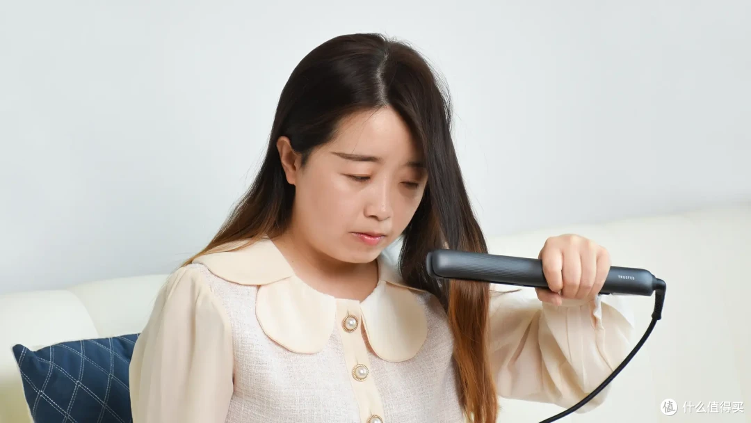 初扉MAX负离子直发器：卷发直发长效定型，爱美女生必入的不伤发“神器”