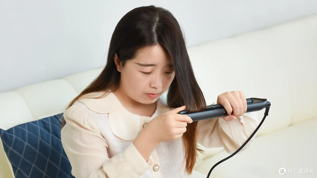 初扉MAX负离子直发器：卷发直发长效定型，爱美女生必入的不伤发“神器”