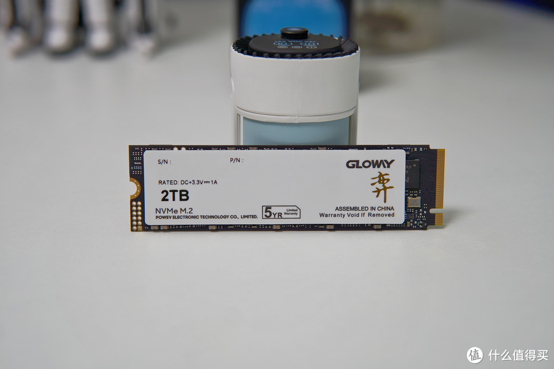 国产长江存储QLC到底香不香，光威弈二代 PCIe 4.0 SSD实测