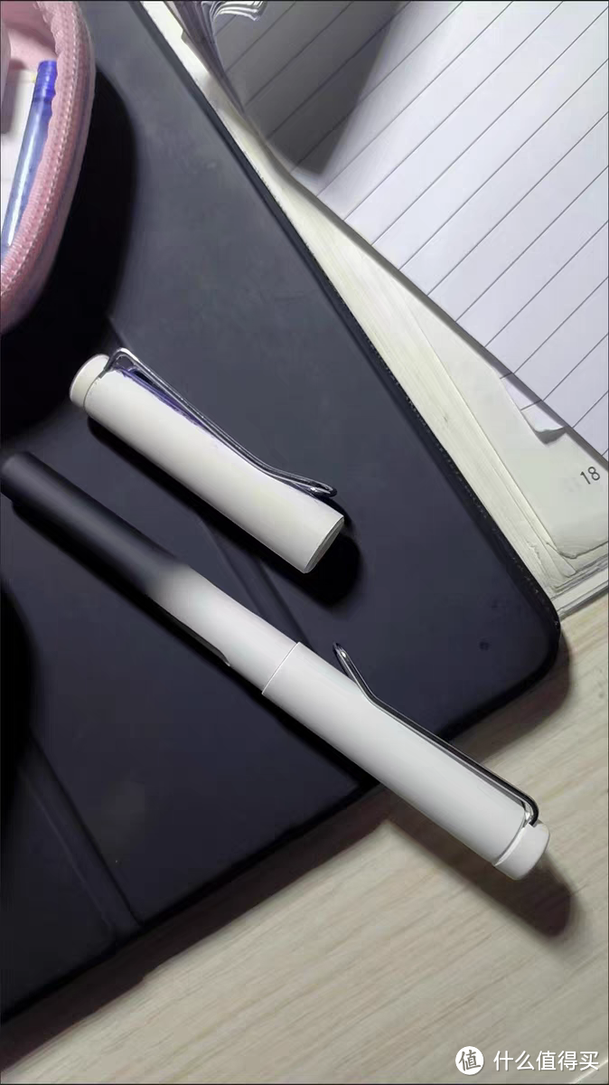 美观又实用的钢笔，小学生不能少的学习用品