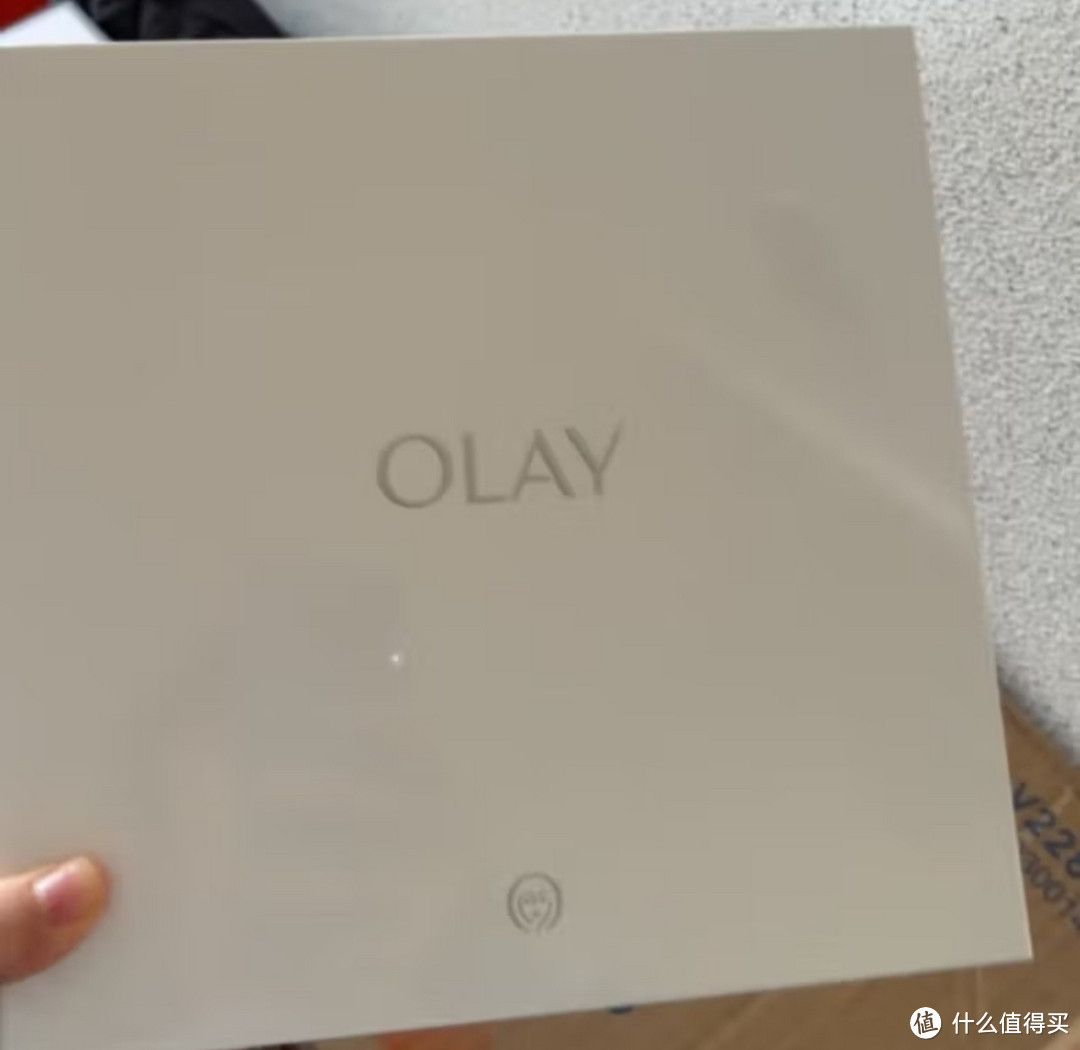 她的悦已好物之我爱的玉兰油（OLAY）小白瓶精华液美白水乳