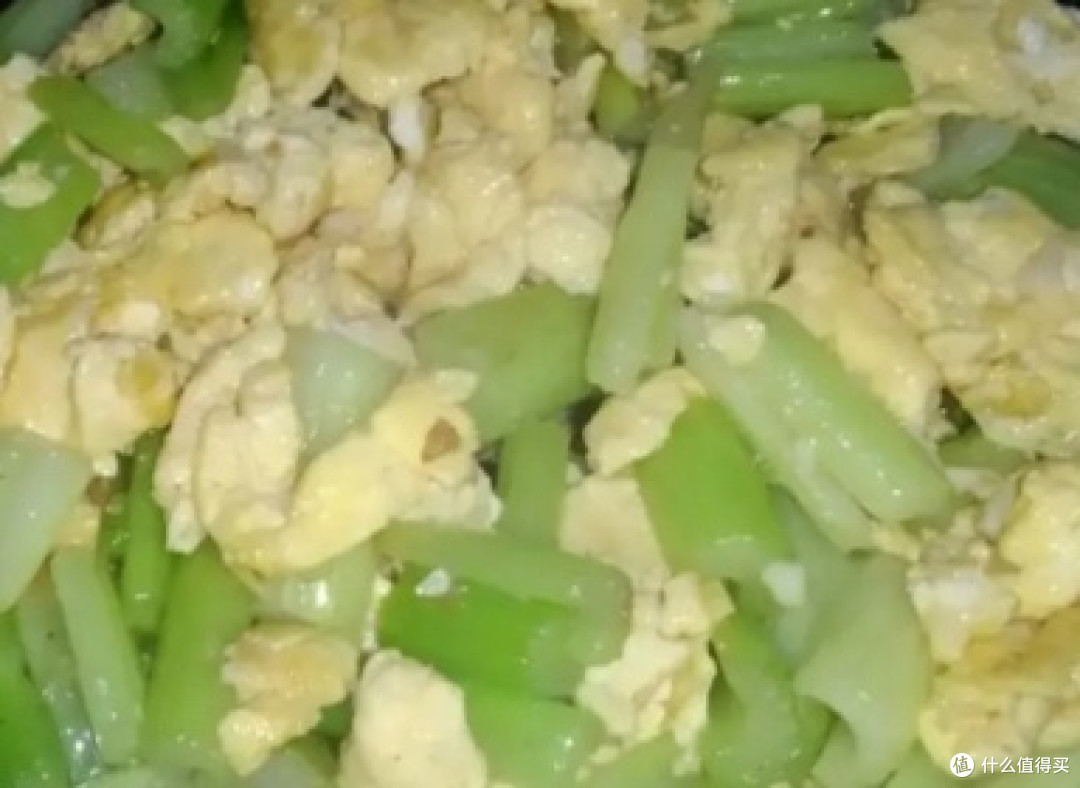 打工辛苦吃喝续命~~家常版芹菜炒鸡蛋