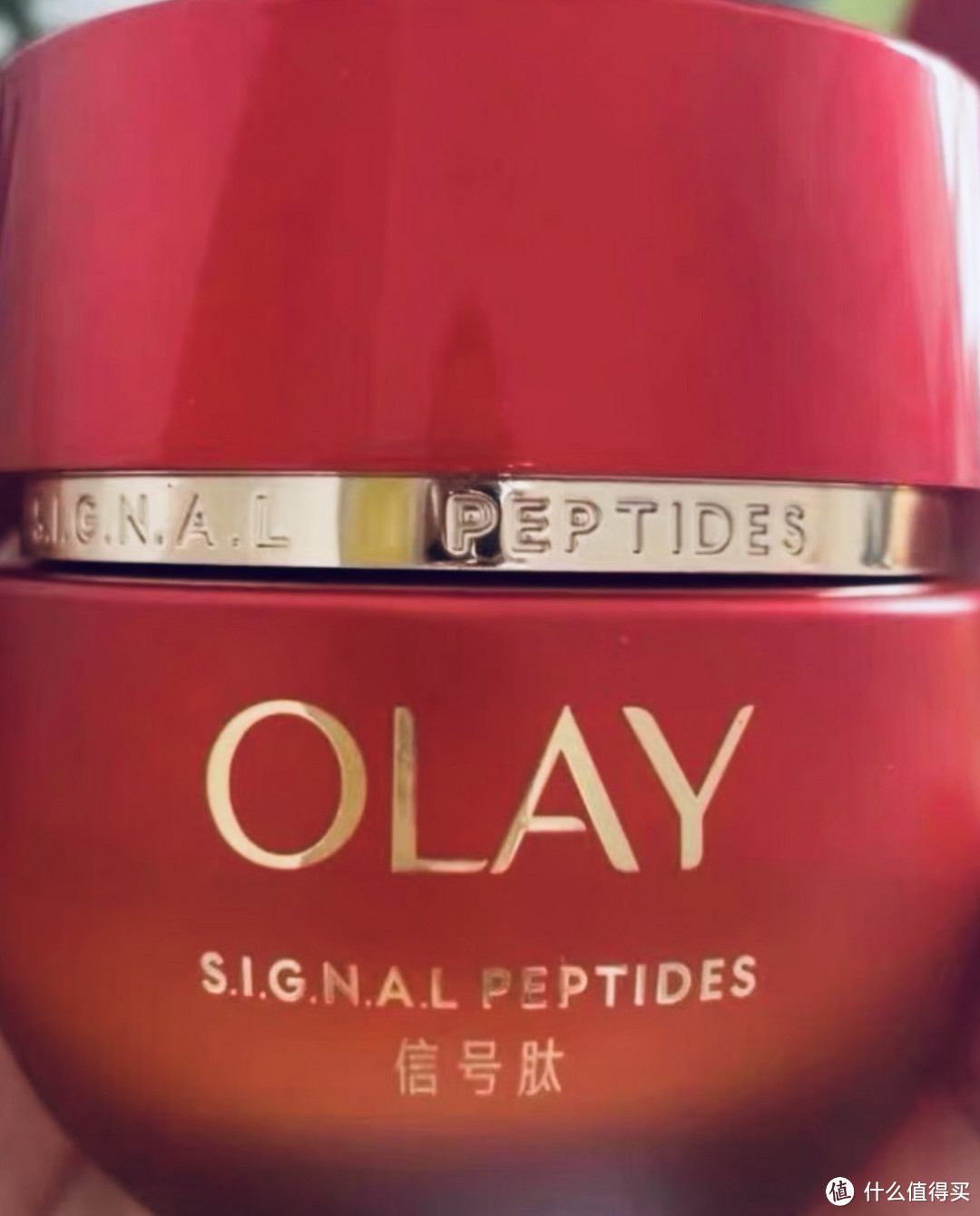 OLAY玉兰油超红瓶眼霜：解码眼周肌肤的年轻秘密