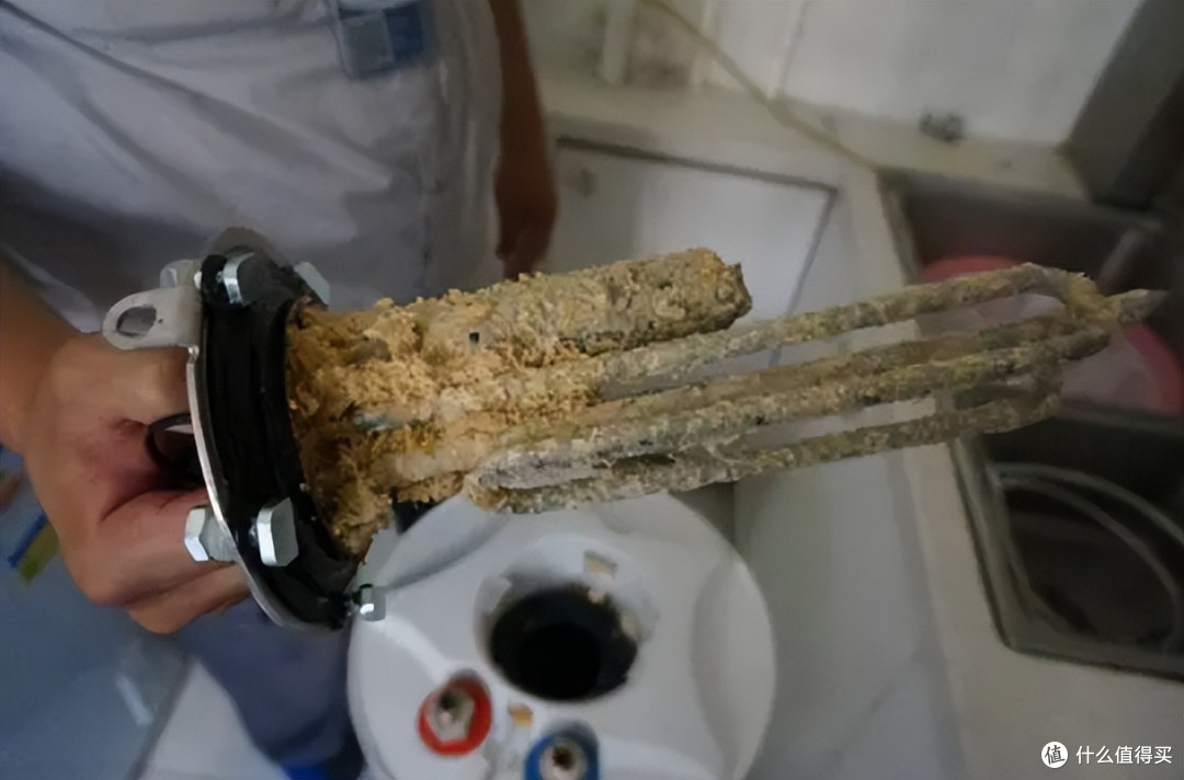 电热水器,从6百元至2千6百元,分别升级了什么功能?怎么选购