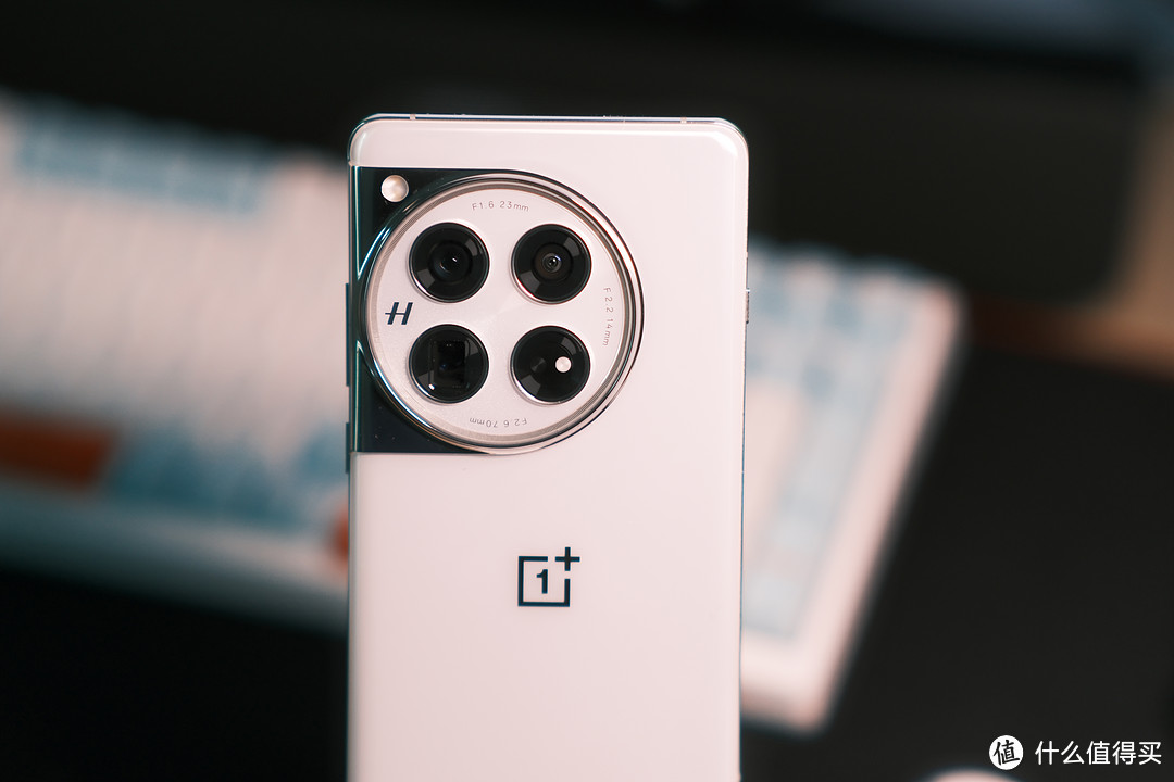 手机测评 篇一:女神节,用一加12拍起来_手机_什么值得买