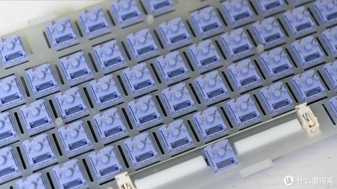 超低无线延迟+半铝结构，ATK新键盘能买吗？