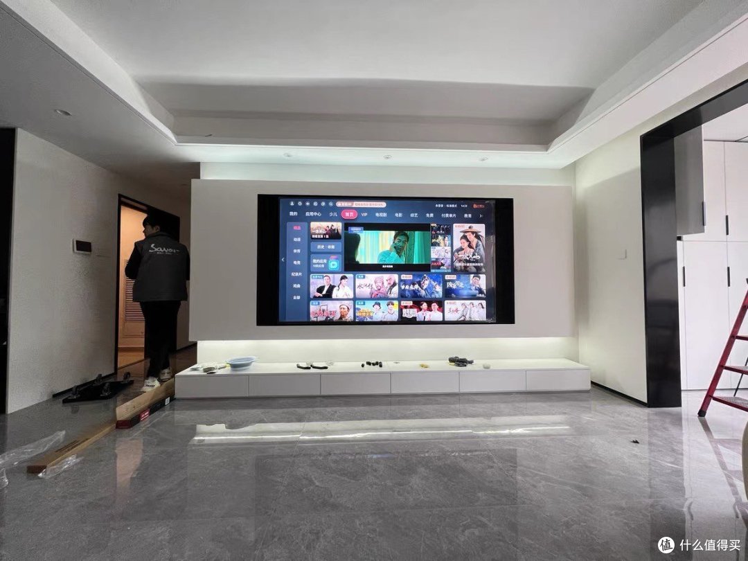 震撼登场!vidda z100英寸巨幕电视,家庭影院新体验!
