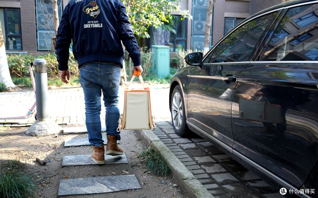 收起似手袋 秒开变推车,这款天与云小手袋推车你不来一台吗