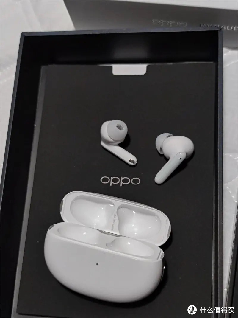 ￼￼OPPO Enco Free3 真无线主动降噪蓝牙耳机 入耳式音乐运动TWS耳机 通用苹果华为小米手机 青霜白￼￼