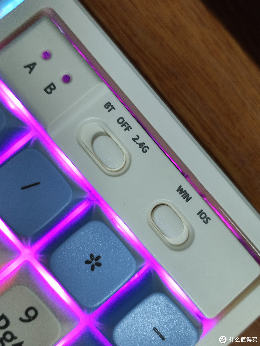 狼途GK102三模机械键盘开箱实测分享，手感还不错