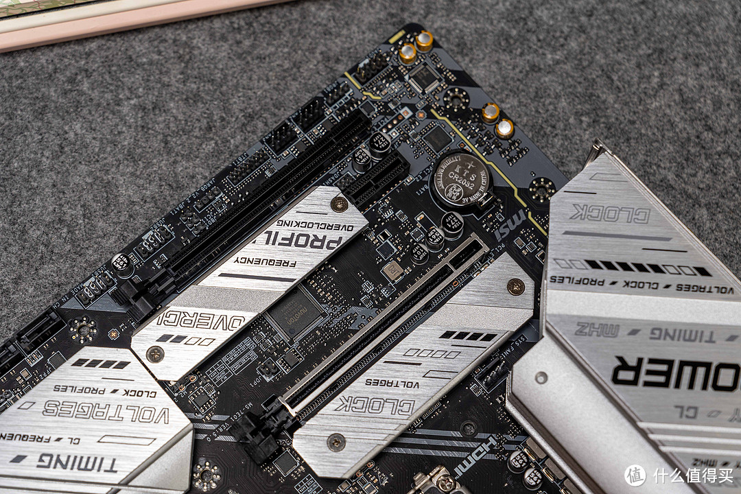 主流预算也能玩转高端超频!宏碁掠夺者7200 24Gx2内存+MSI Z790 MPOWER轻松超频8000和8200