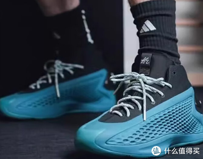 我脑海浮现征战篮球的镜头 Adidas AE 1 它来了