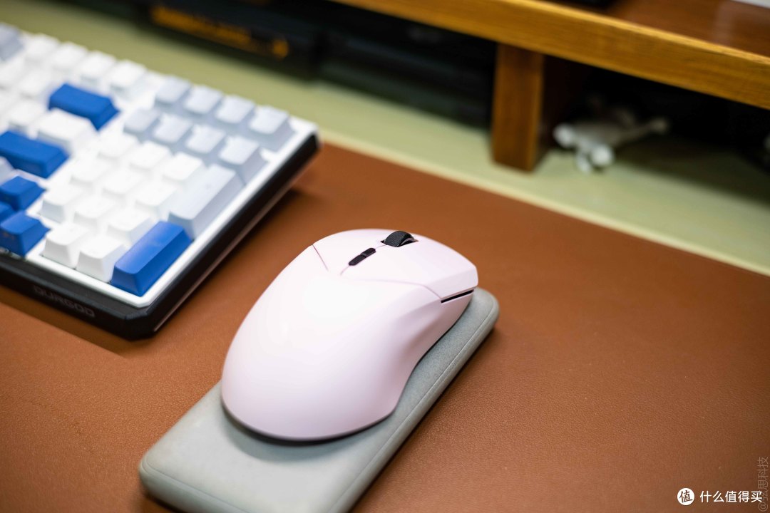 大手雷柏VT9PRO,小手雷柏VT9PRO mini,看你更适合哪款?