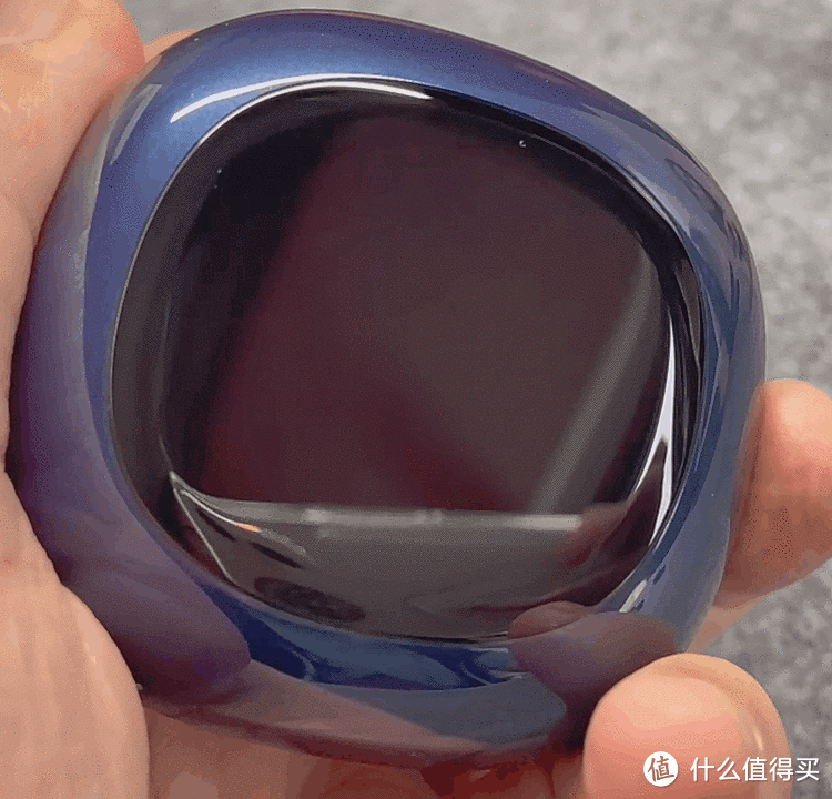 大屏耳机盒里有“器灵”?还能一键录音自带内存?这还是耳机吗?