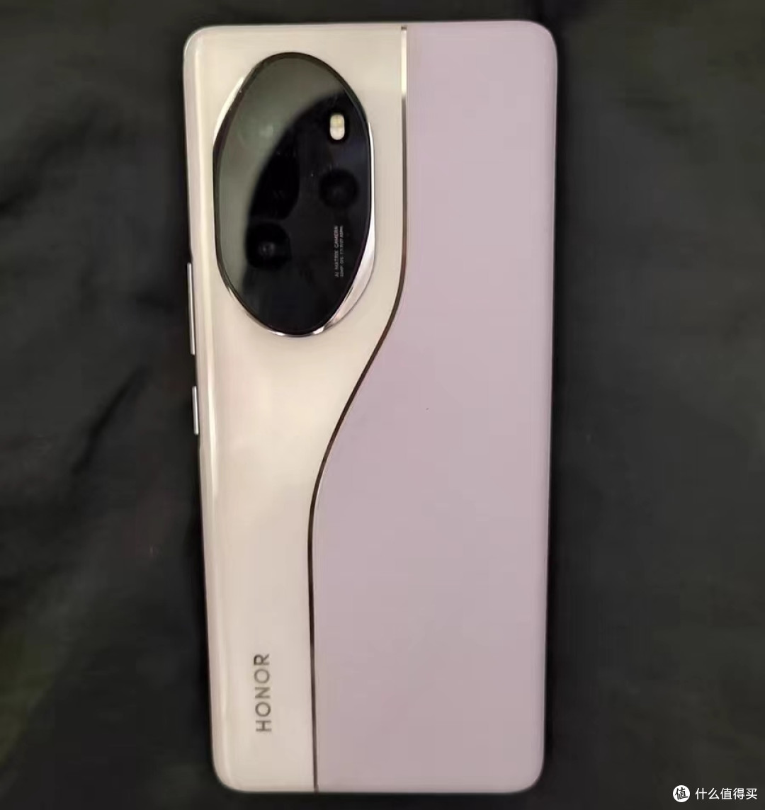 荣耀两款热门手机对决:Magic6与100Pro,究竟哪个更划算?