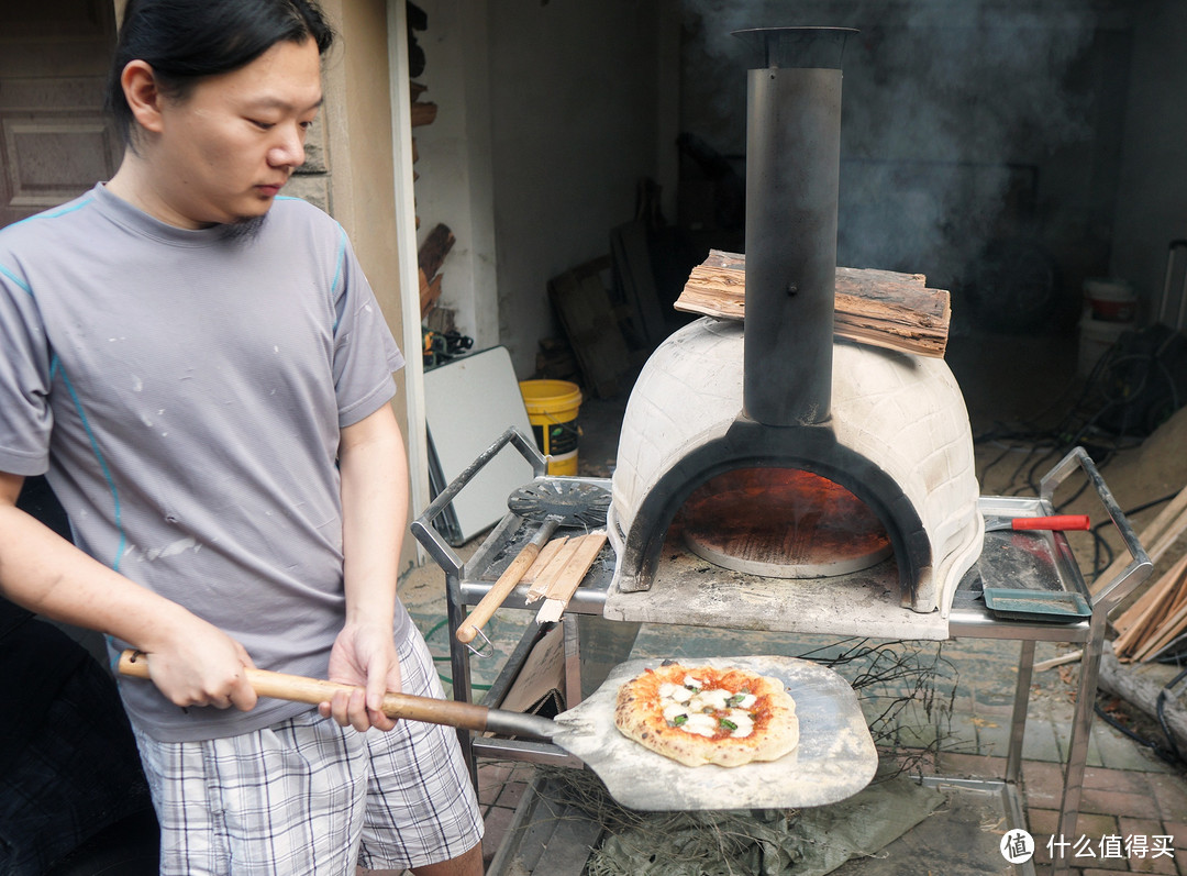 制作那不勒斯窑炉披萨：我试了130种意大利原材料