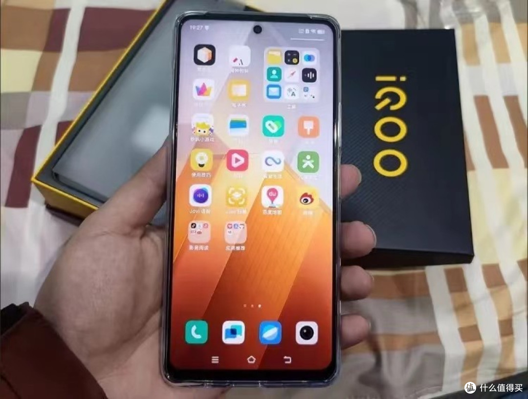 vivo发力了:6000mah大电池 20gb等效运存 1tb存储拓展,仅949元_手机