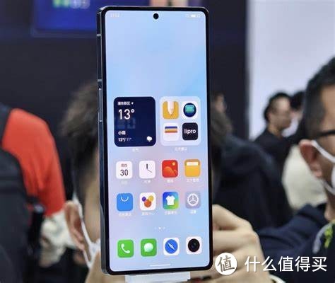 魅族回归骁龙8gen2144hz屏67w闪充顶配16512gb仅2699元