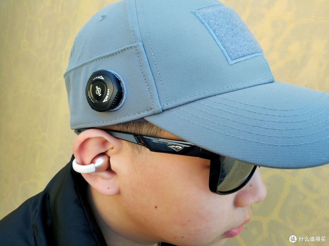 夹耳耳机都有“音量小、低音差”的通病?除了双飞燕Biosong生物丽声蓝牙耳机