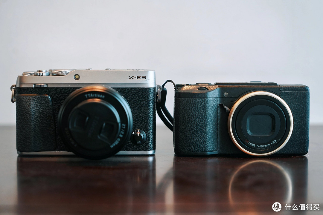 富士与理光：数码相机品牌深度对比