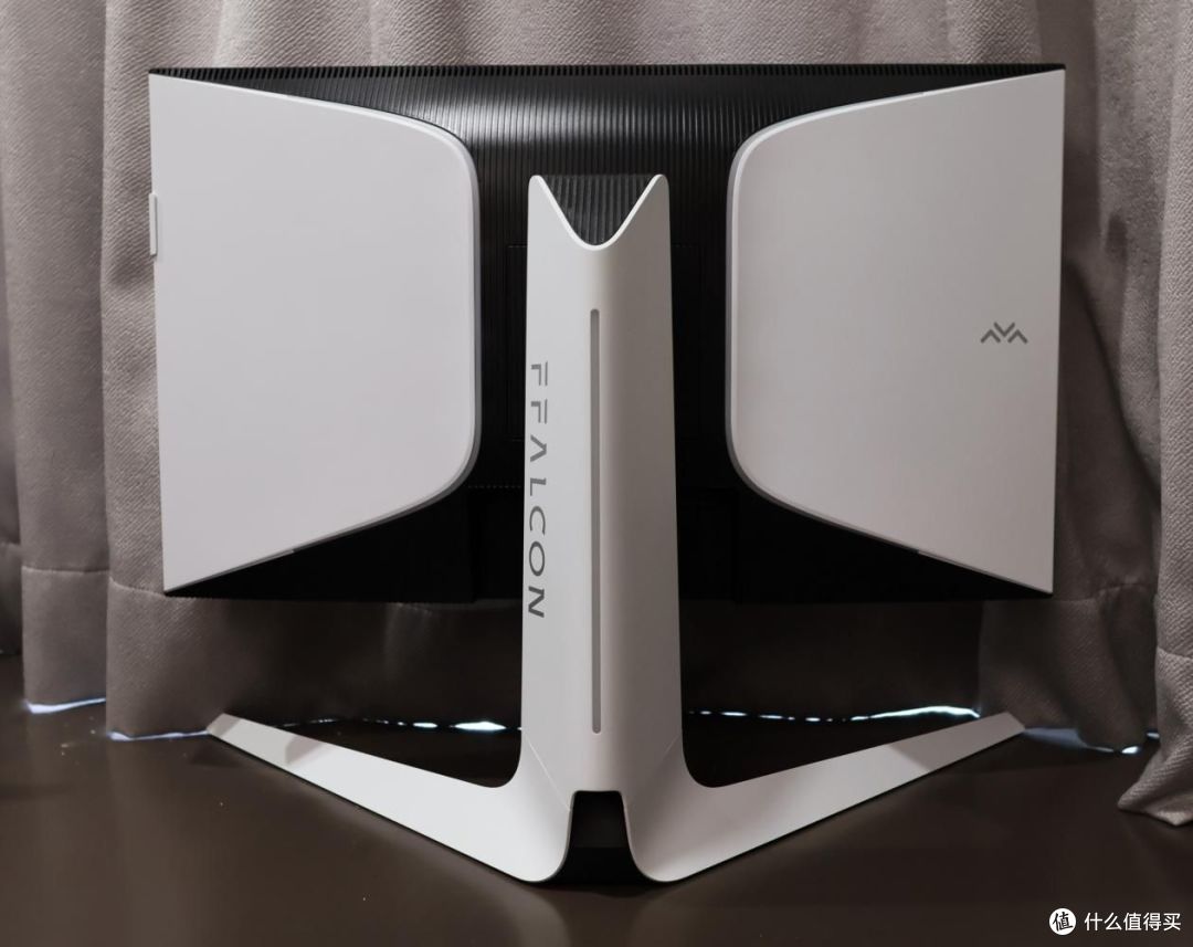 成熟的Mini LED,实用的HDR敲门砖:雷鸟U8 4K 160hz Mini LED显示器深度使用报告