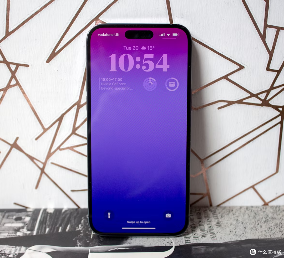 库克:iphone 15 pro跌价1200元,a17pro芯 4800万  ip68 256gb_手机_什