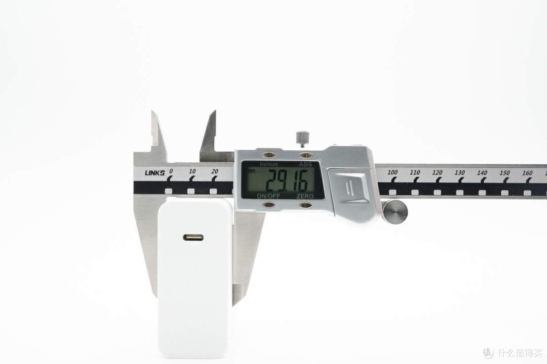 随身易带,Type-C PD 100W 输出,机械革命100W电源适配器评测