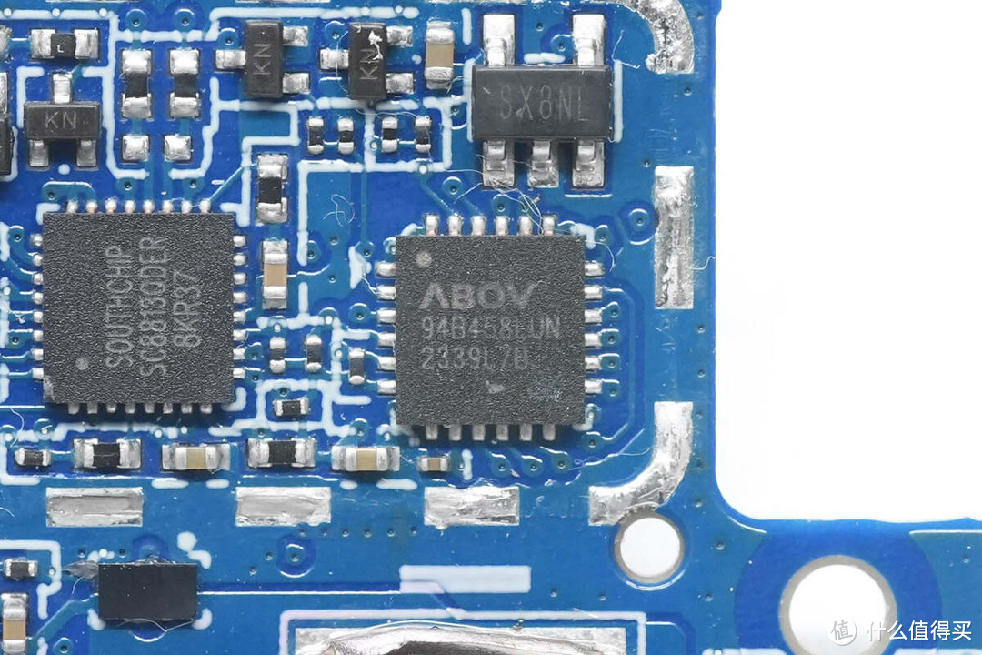 拆解报告:MI小米6000mAh 15W磁吸充电宝2 WPB0620MI