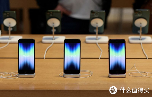 很多人都没注意到,iPhone SE4:这才是它的最大痛点!