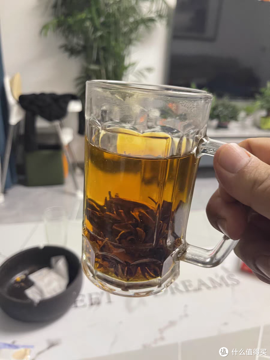 香甜可口的宝塔红茶，上班族必备的口粮茶