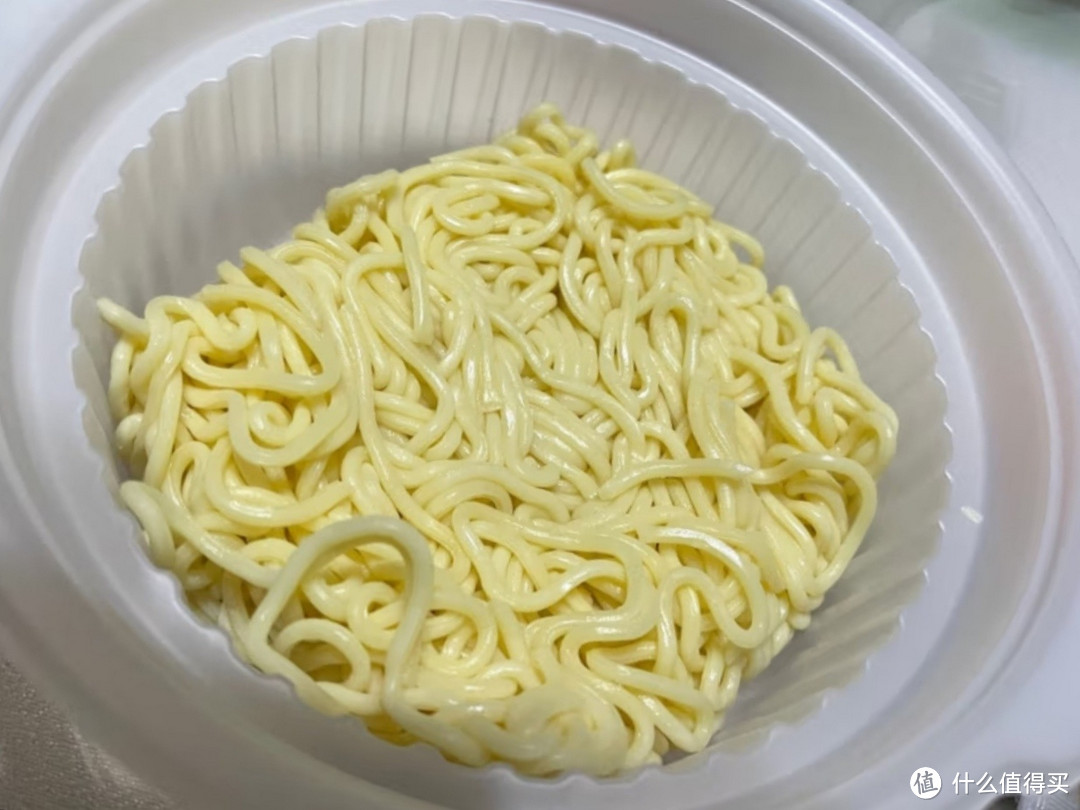 热干面自嗨锅,唤醒味蕾的打工人便餐!
