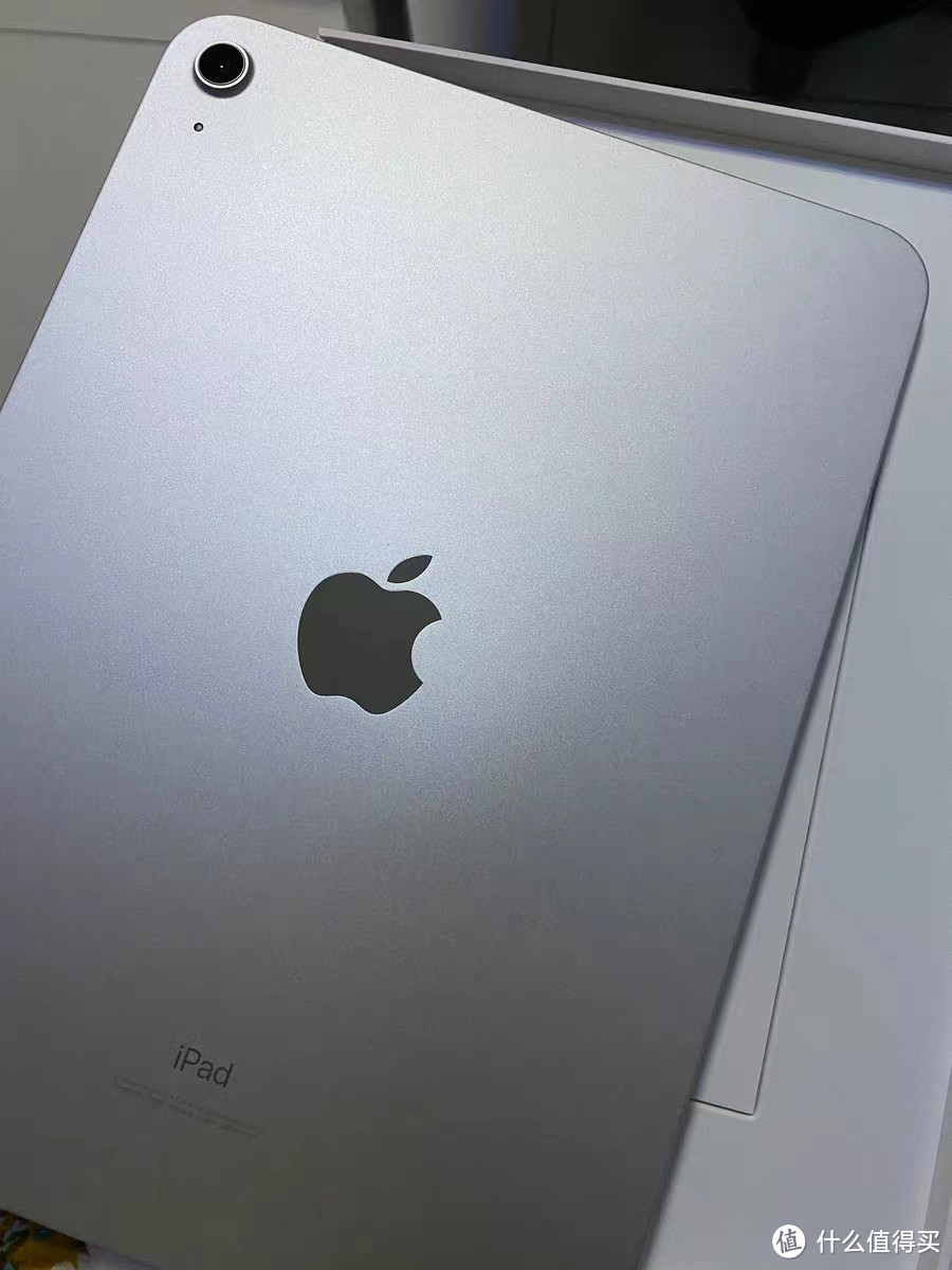纠结症用户：一篇文章告诉你iPad Air 5和iPad10哪个更值得购买！