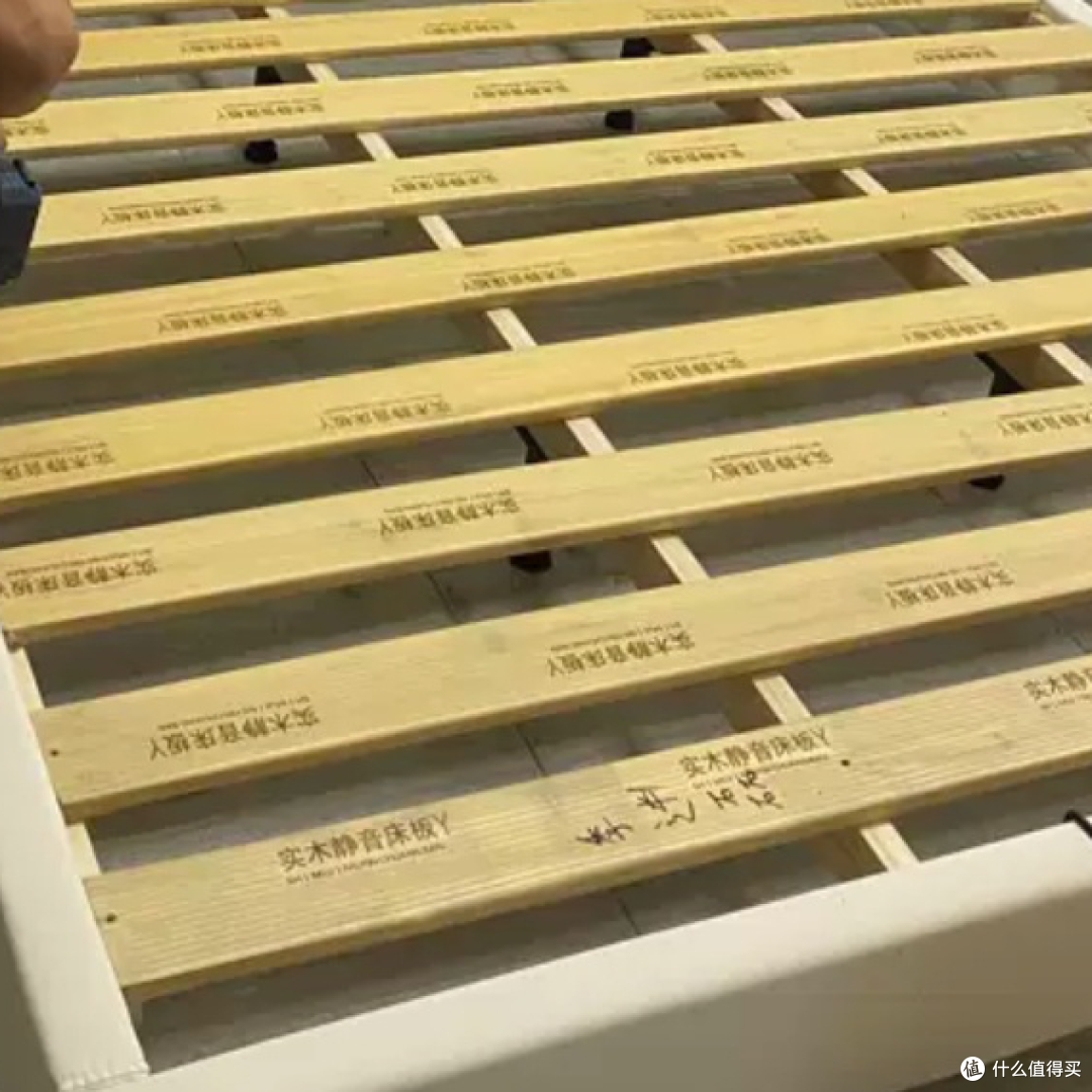 爆款预警！这款真皮床绝对是你的梦中情床！