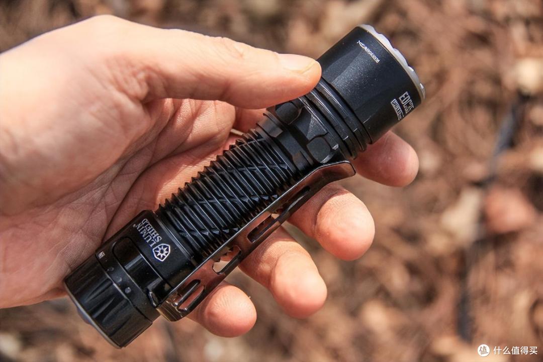 edc装备篇十一edc手电又出新品日常带一只简直绝了奈特科尔edc35