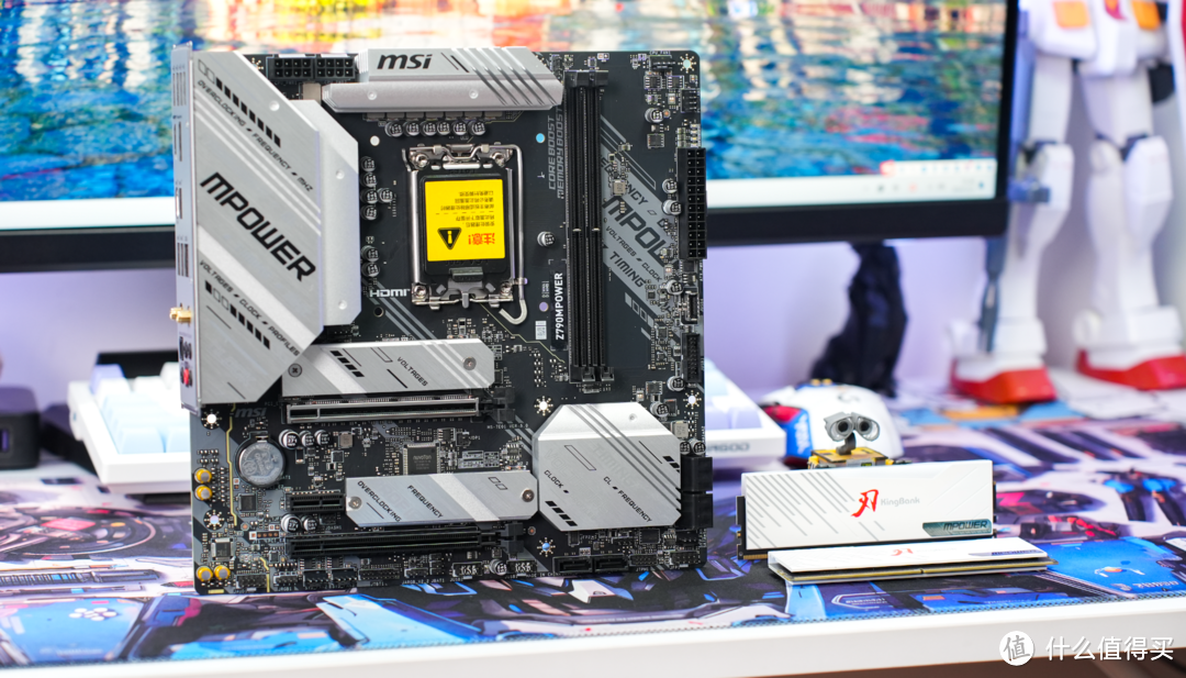 4热管单塔风冷战i7超频三rz400v2白色版上手实测