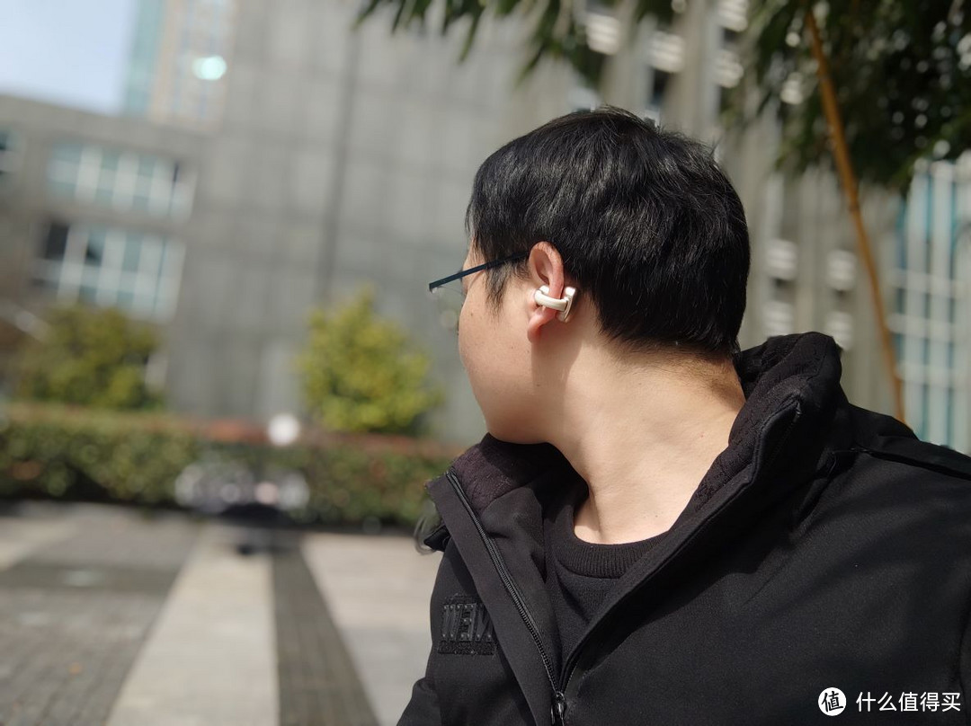 生物振膜+原声音质,尽在双飞燕Biosong生物丽声蓝牙耳机