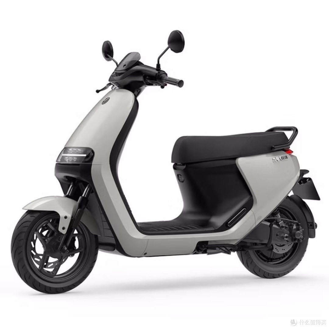 电动车新选择九号电动摩托引领绿色出行新风尚
