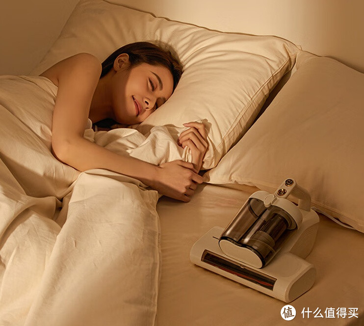 小熊双杯除螨仪CMY-U05W6：深度除螨，打造健康舒适的睡眠环境
