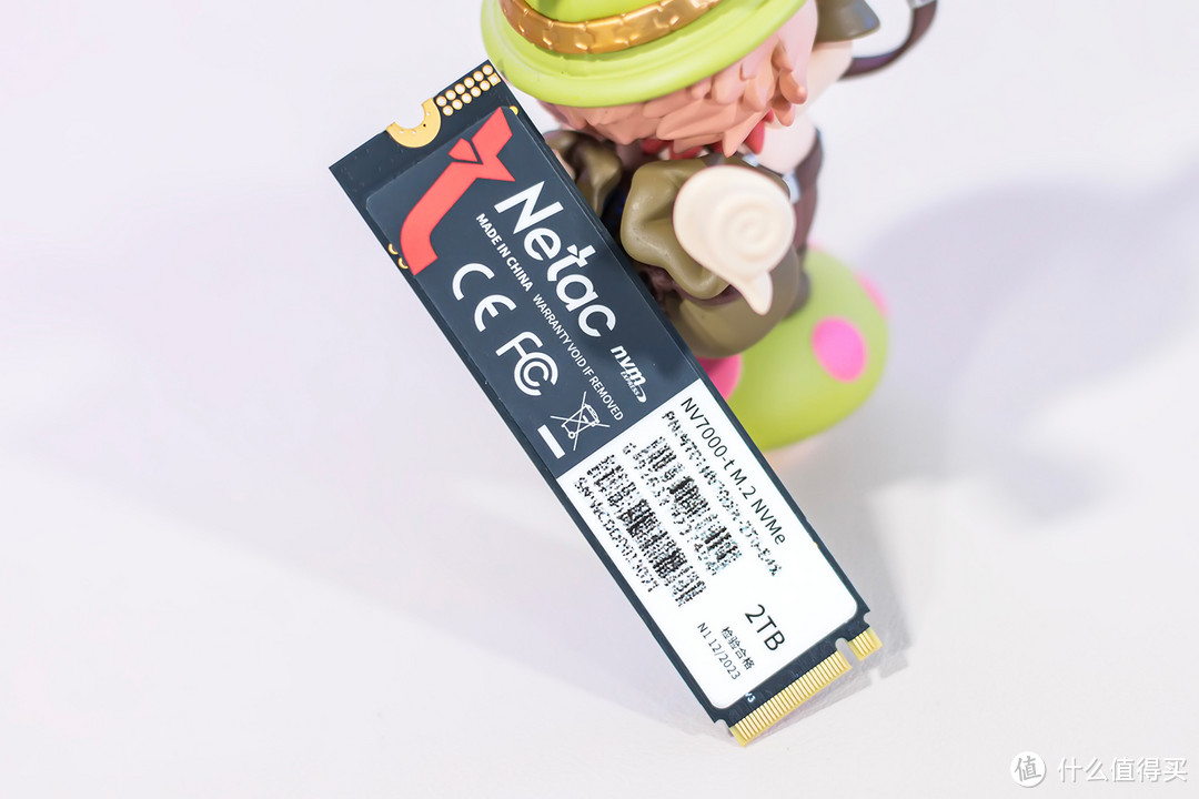 朗科绝影NV7000-t 2TB固态硬盘评测:PCIe4.0满速读取,高性能低温度