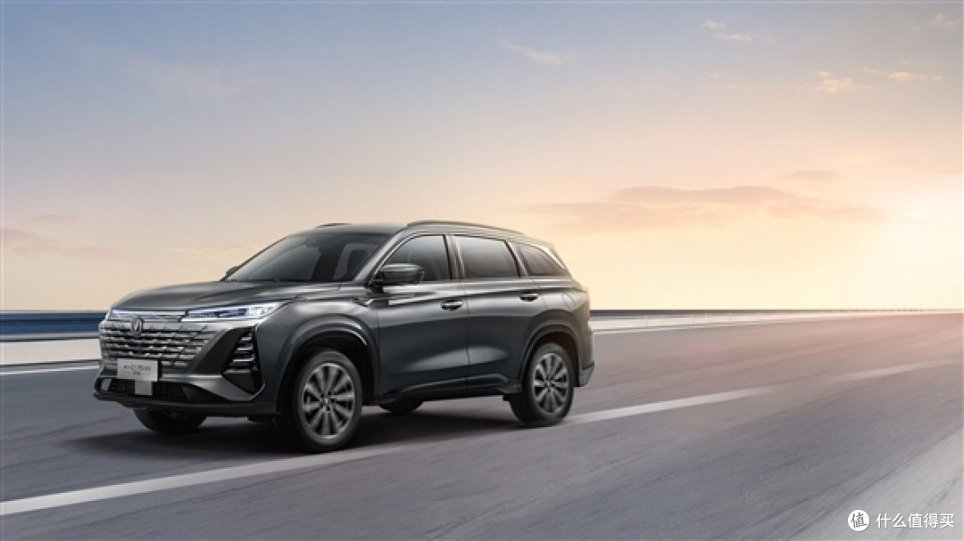 长安cs75 plus冠军版发布,12万超值之选!_suv_什么值得买