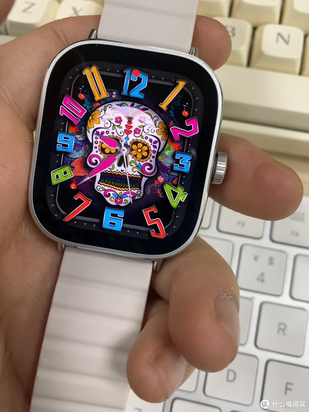 用小米运动健康国际版，红米watch4也可以像apple watch一样扫秒了