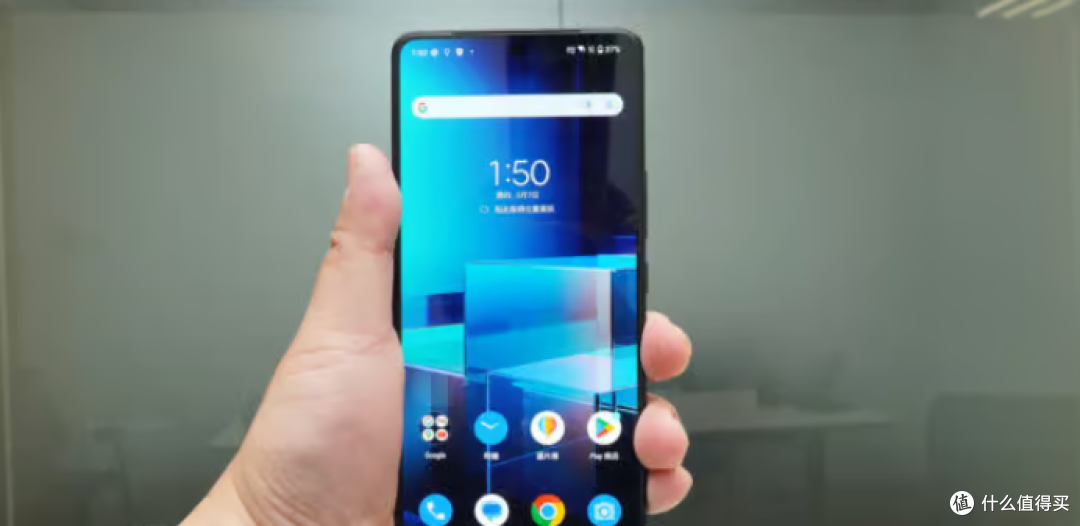 变身大屏手机的ASUS ZenFone 11 Ultra