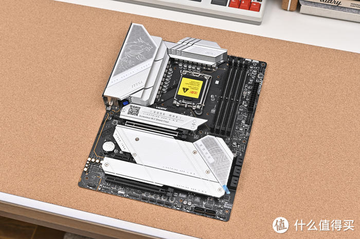 装一台紧凑型 ATX 纯白主机——乔思伯 D41+微星 Z790MAX+影驰 4060Ti 装机展示