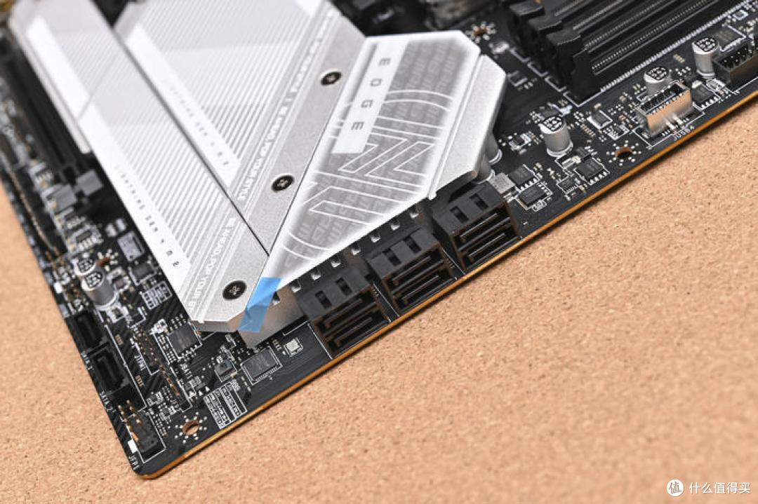 装一台紧凑型 ATX 纯白主机——乔思伯 D41+微星 Z790MAX+影驰 4060Ti 装机展示