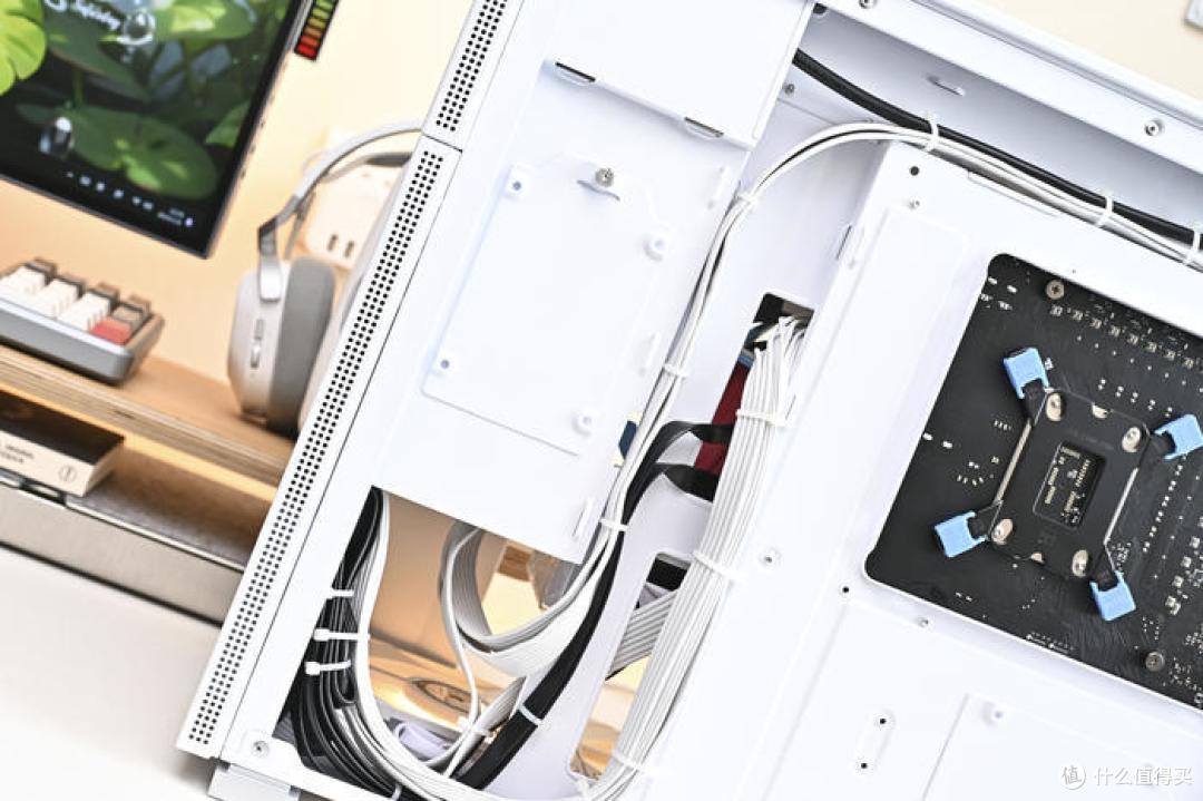 装一台紧凑型 ATX 纯白主机——乔思伯 D41+微星 Z790MAX+影驰 4060Ti 装机展示